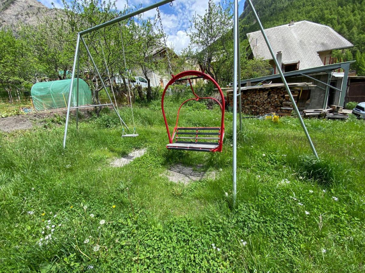 L Alpin Bel Appartement Avec Terrasse Dans Vieille Ferme De Montagne Renovee Les Orres Zewnętrze zdjęcie