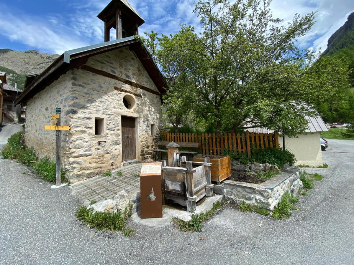 L Alpin Bel Appartement Avec Terrasse Dans Vieille Ferme De Montagne Renovee Les Orres Zewnętrze zdjęcie