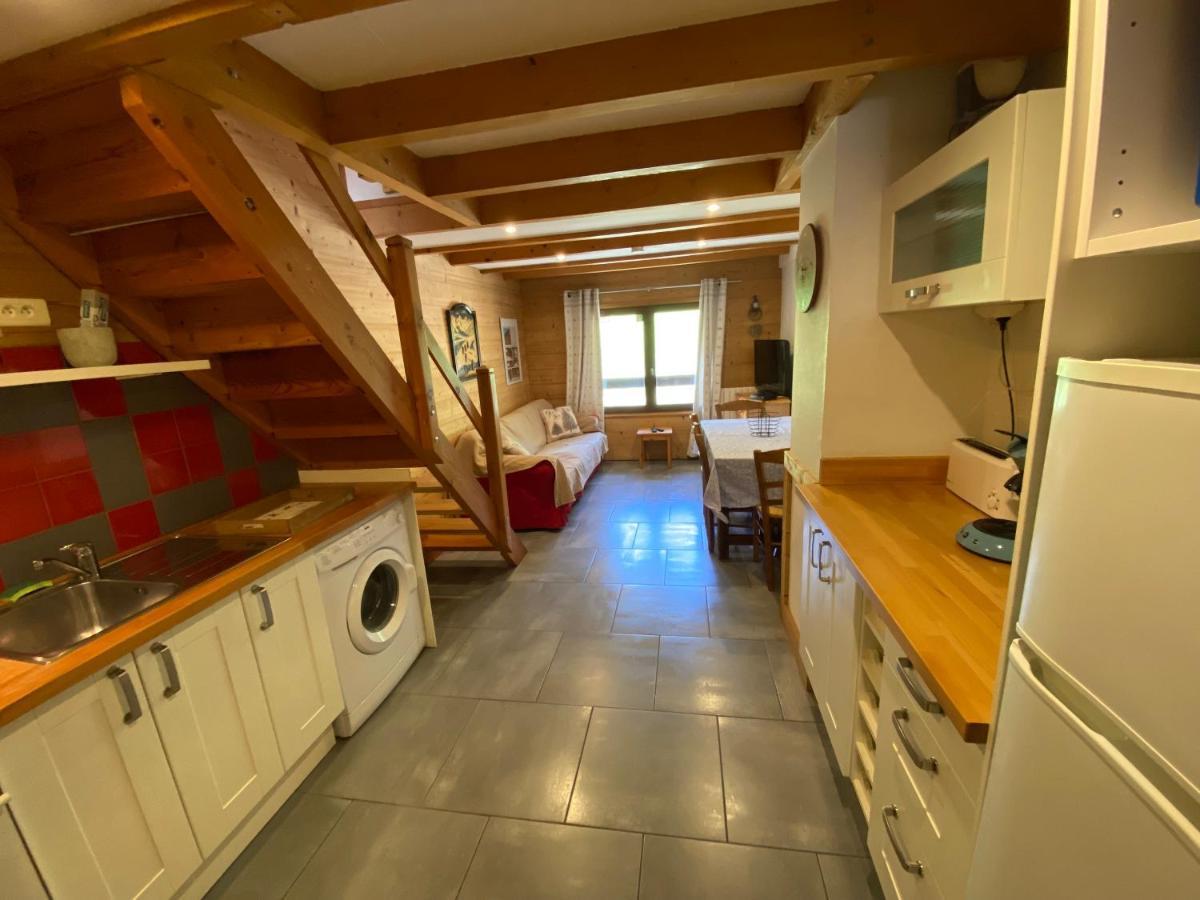 L Alpin Bel Appartement Avec Terrasse Dans Vieille Ferme De Montagne Renovee Les Orres Zewnętrze zdjęcie