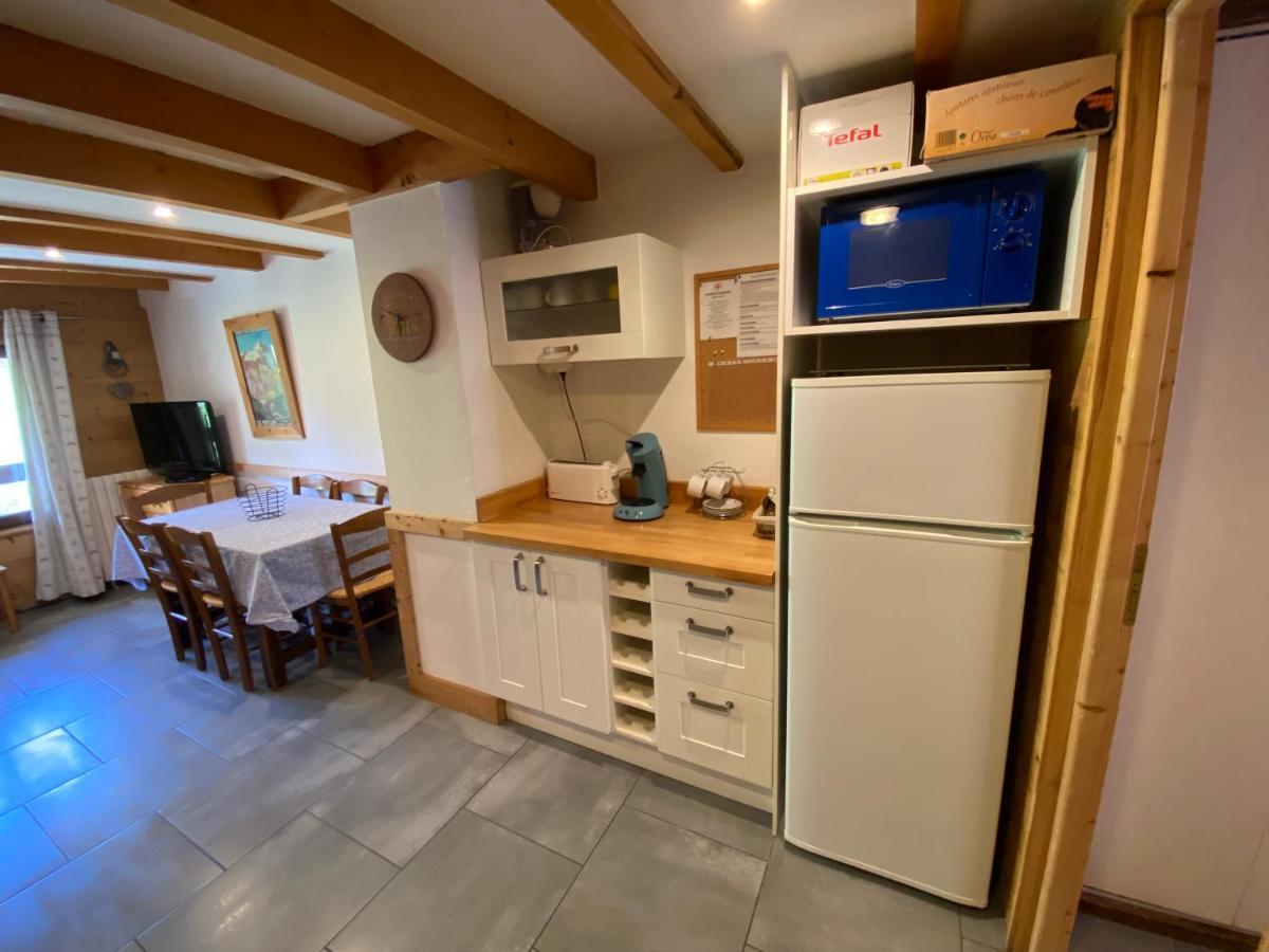 L Alpin Bel Appartement Avec Terrasse Dans Vieille Ferme De Montagne Renovee Les Orres Zewnętrze zdjęcie